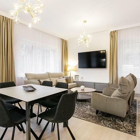 Luxury For Everyone - Hills Park Lux Apartments 3 VNO Dış mekan fotoğraf