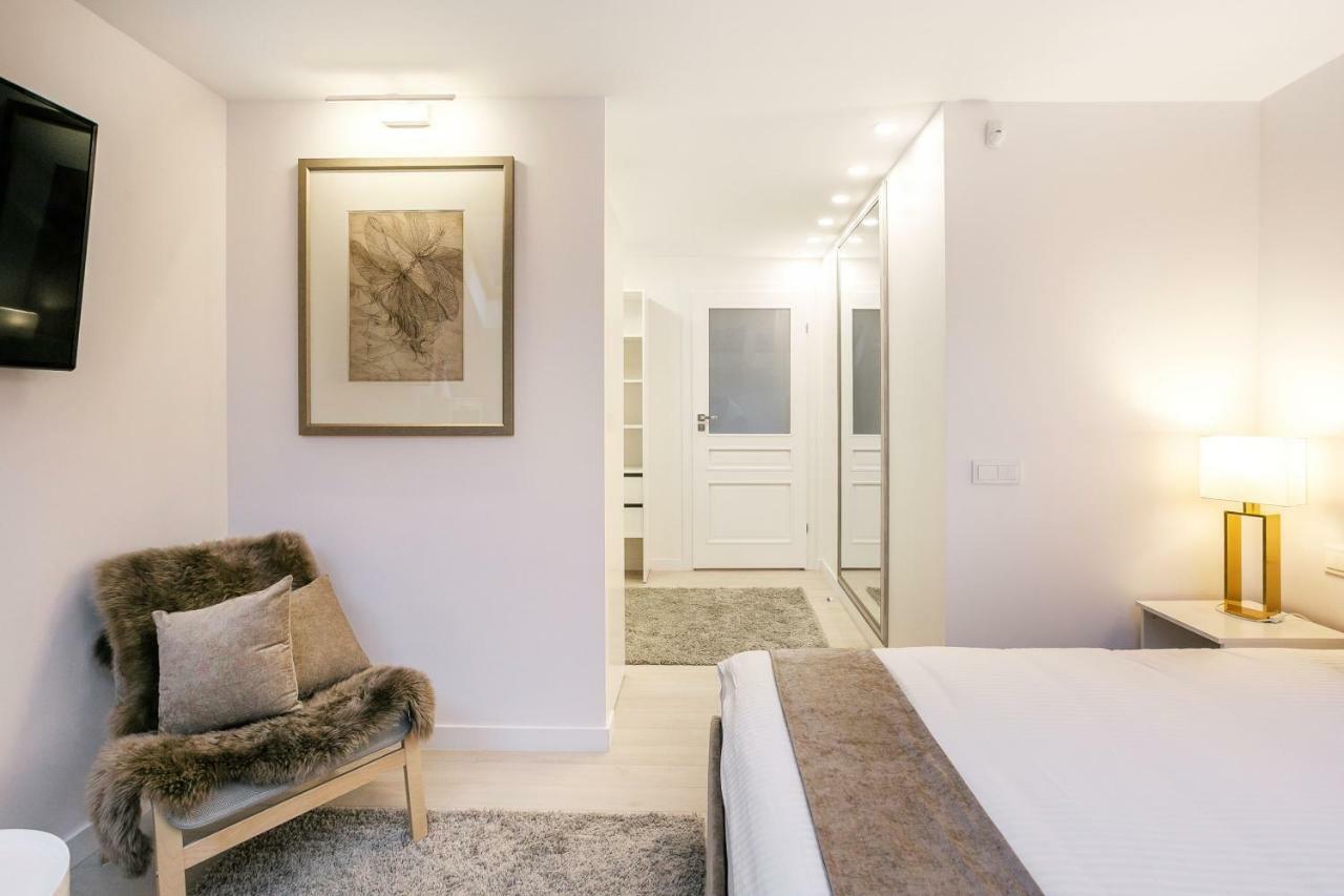 Luxury For Everyone - Hills Park Lux Apartments 3 VNO Dış mekan fotoğraf