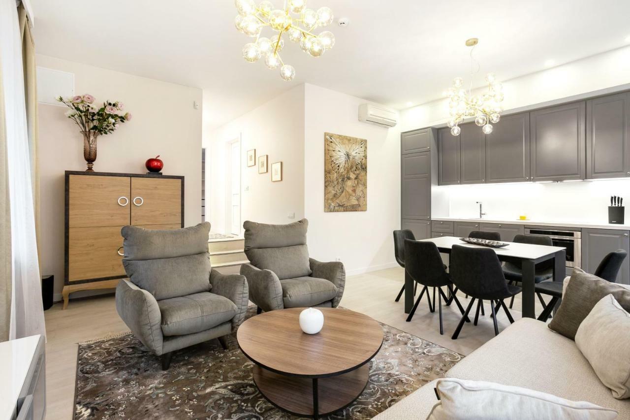 Luxury For Everyone - Hills Park Lux Apartments 3 VNO Dış mekan fotoğraf